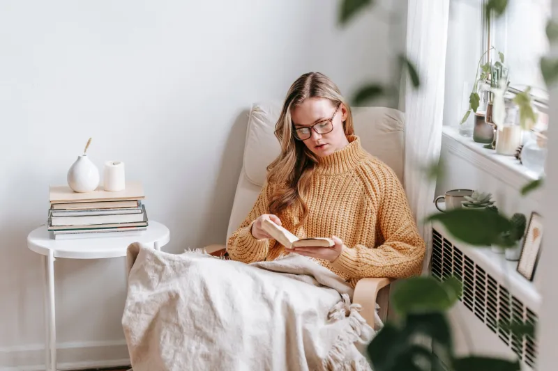Reading as Medicine: How Americans Are Using Books to Heal — and What the Research Actually Backs Up